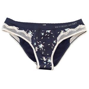 Victoria’s Secret Pink 2015 Sz L NWT Cheekini underwear panties, gray and floral